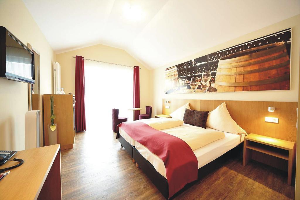Christiana'S Wein & Art Hotel برنكاستيل كويس الغرفة الصورة