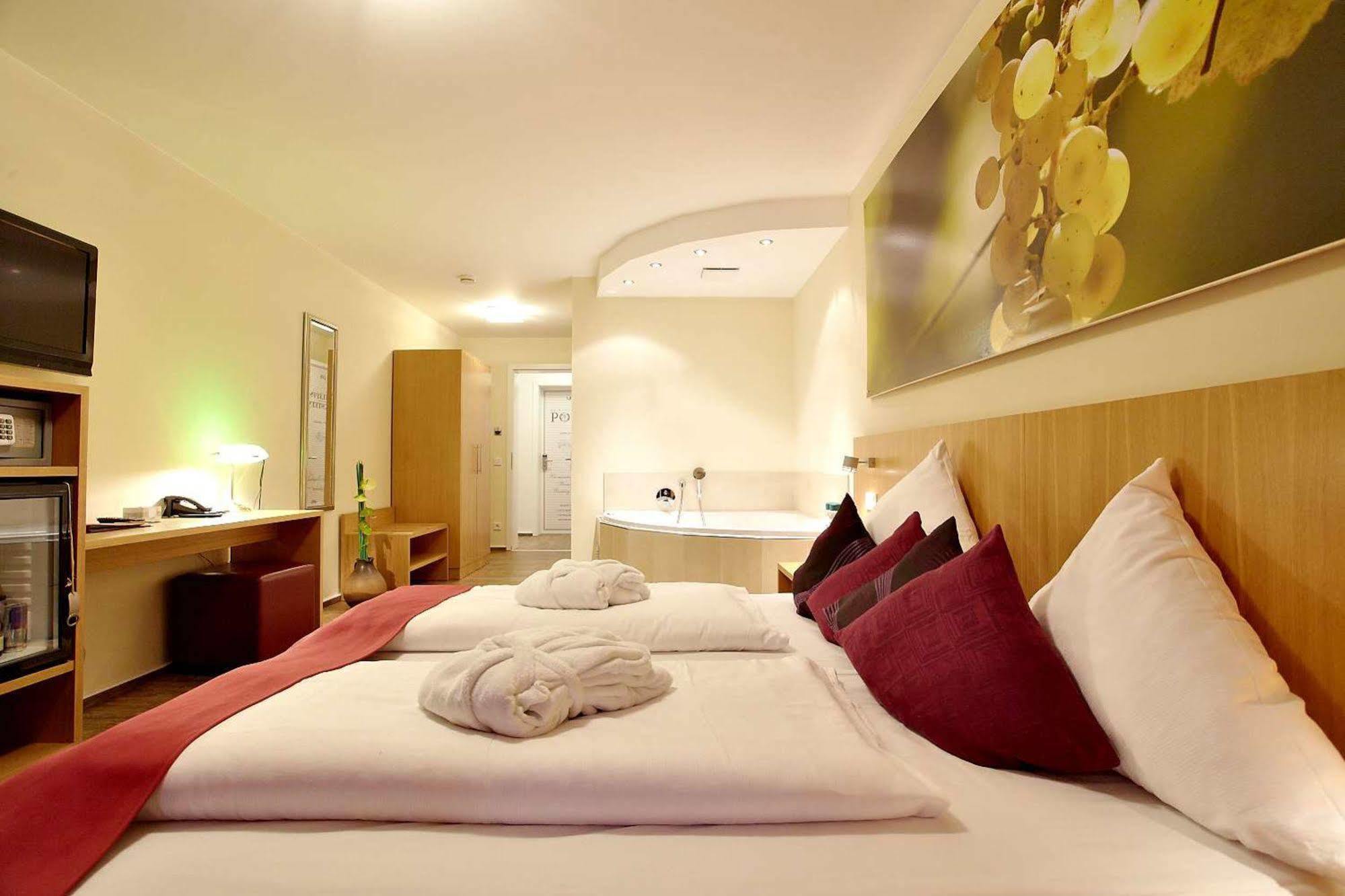 Christiana'S Wein & Art Hotel برنكاستيل كويس المظهر الخارجي الصورة